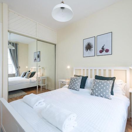 Bright And Modern 2 Bed Apartment Edinburgh Exterior photo