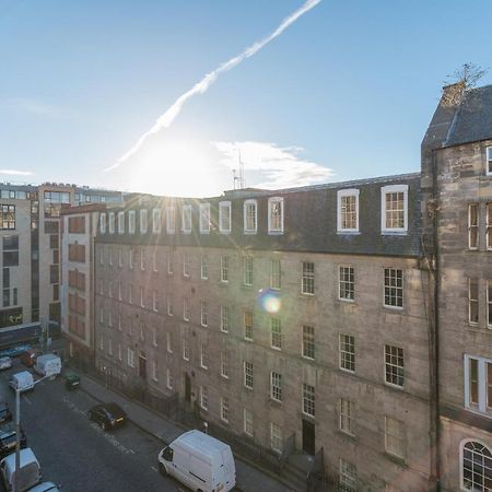 Bright And Modern 2 Bed Apartment Edinburgh Exterior photo